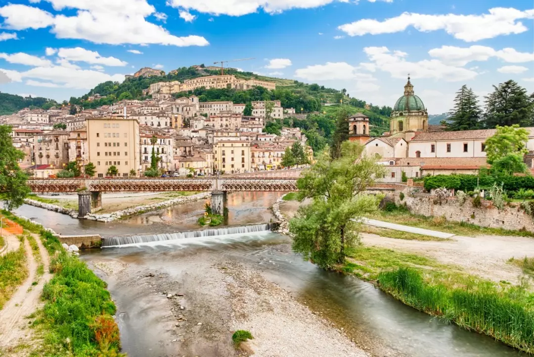 Cosenza: Un Viaggio nel Cuore Culturale e Naturalistico della Calabria