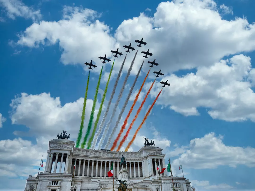 La Festa della Repubblica Italiana: Storia, Celebrazioni e lo Spettacolo delle Frecce Tricolori