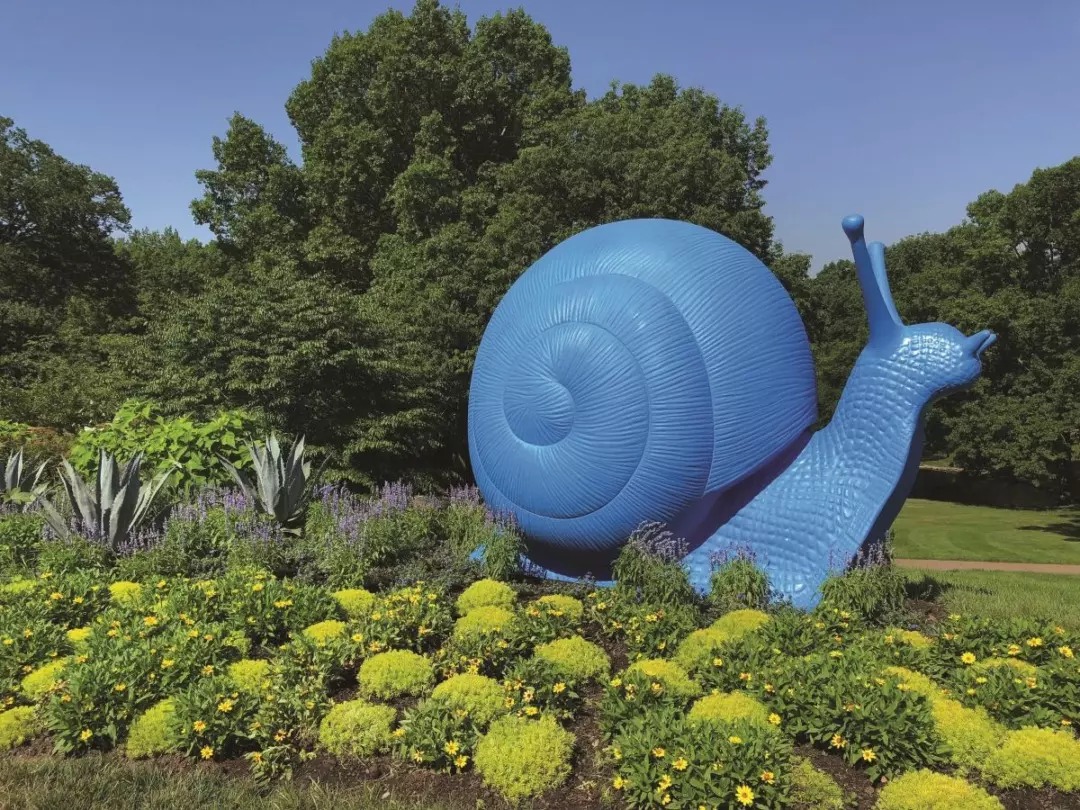 Animazioni artistiche: la mostra "Cracking Art" al Castello di Monticello d'Alba