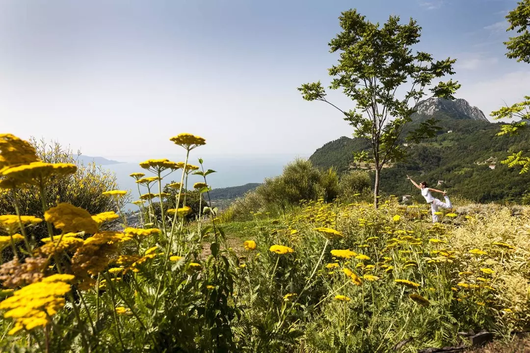 Gargnano, Lago di Garda: Un Santuario di Pace per la Mente e il Corpo