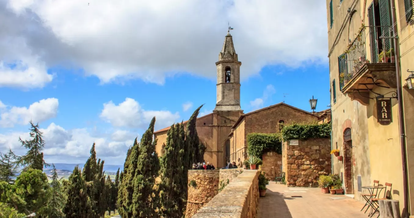La Val d'Orcia: Un Paesaggio Rurale di Eredità e Armonia