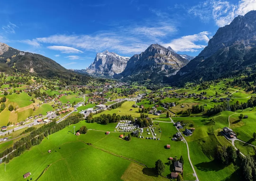 Scopri l'Europa a Piedi: I 6 Percorsi Escursionistici Imperdibili per la Tua Estate