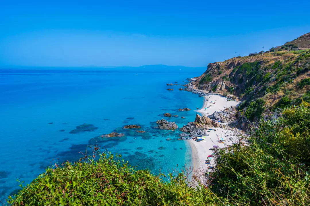 Le Spiagge Incantevoli della Calabria: Un Mosaico di Bellezza Costiera