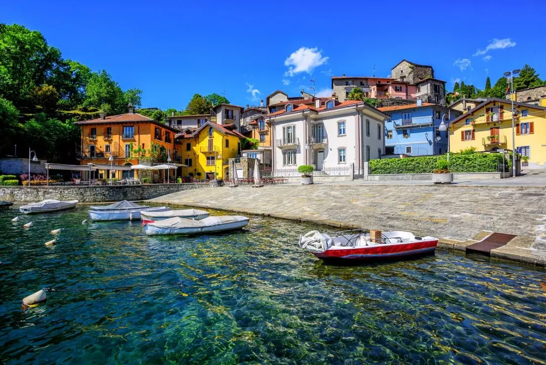 Piemonte: Incantevoli Acque Blu e Meravigliosi Laghi