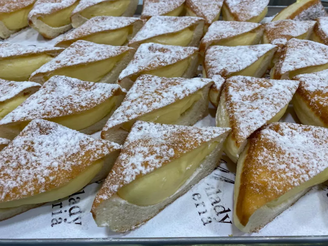 L'invenzione casuale del "Margherino": il krapfen a tramezzino che ha conquistato Marghera