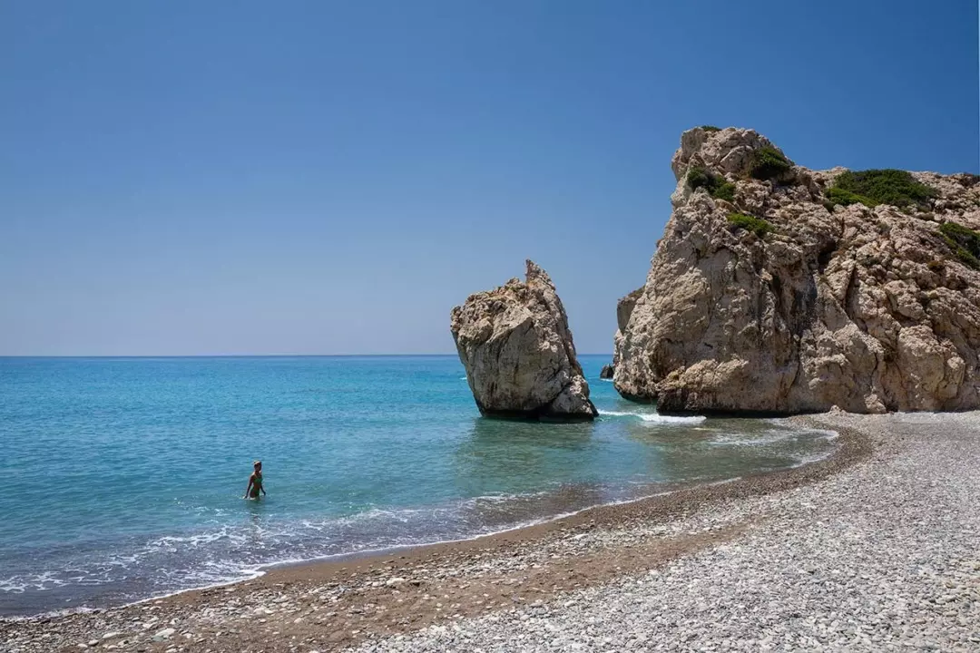 Cipro: Un Viaggio Tra Mosaici Antichi e Paesaggi Incantevoli