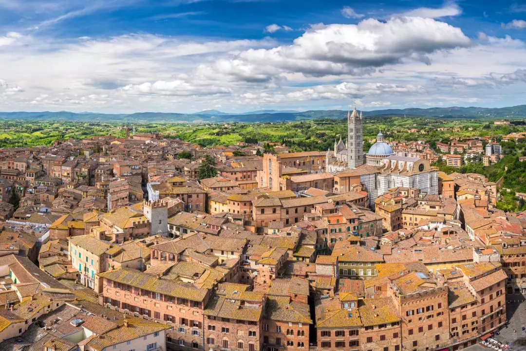 Giornata Nazionale del Trekking Urbano: Esplorare l'Italia a Piedi il 31 Ottobre